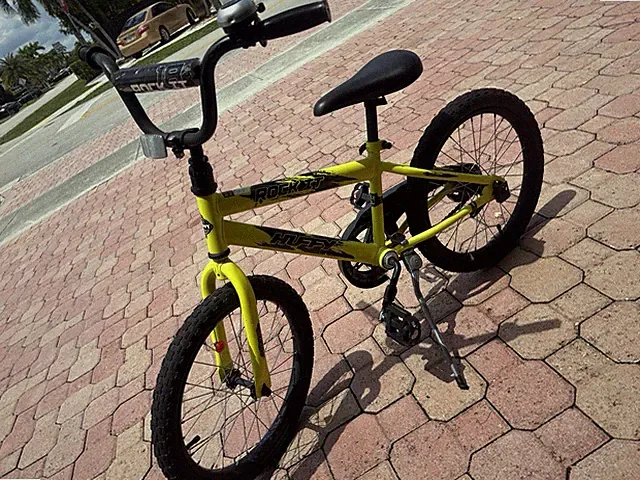 Huffy Rock It Kids Bike Neon Powder Yellow, 18-inch, Ages 6-12